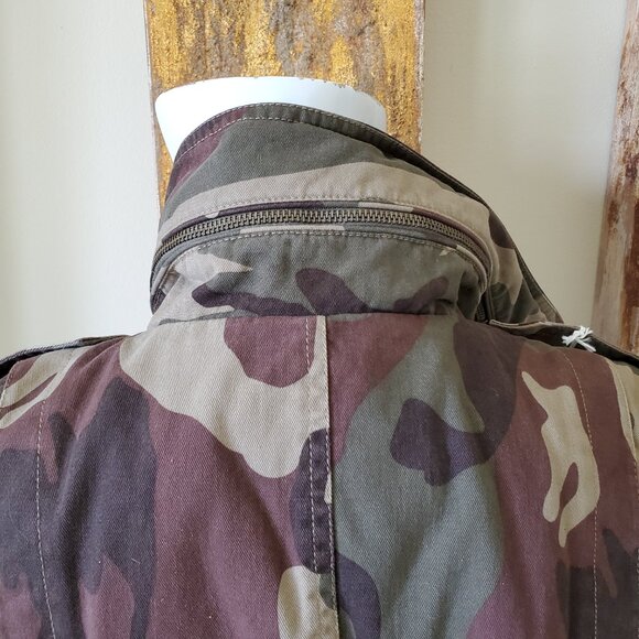 BCBGeneration Camouflage Faux Fur Lined Studded Hidden Hoodie Jacket SZ M - Picture 8 of 14